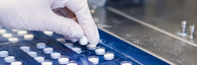 Indústria farmacêutica e suas principais análises para controle de qualidade